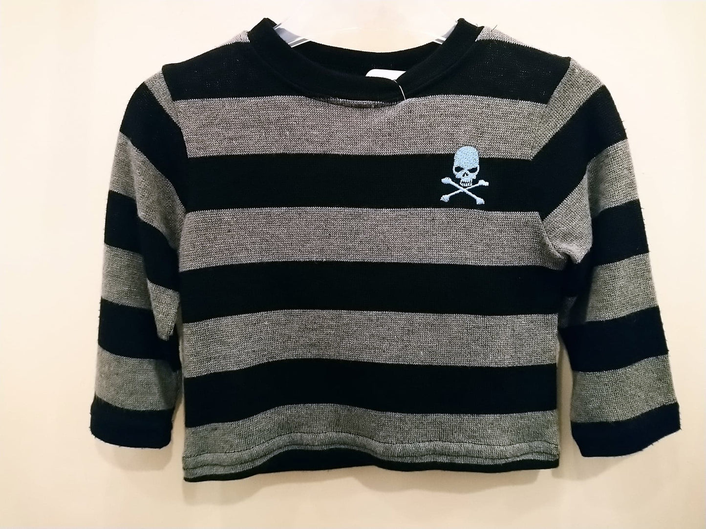 Grey Striped Skull Sleeves